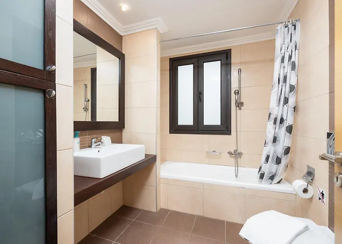 Βίλα Villa Lahania *