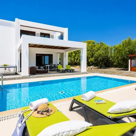 Villa Lahania *
